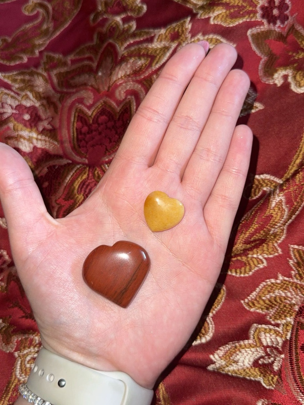 Handheld Heart-Shaped Stone Set in Brown and Yellow - Women Jewelry